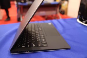 DELL-New-XPS-132015111802