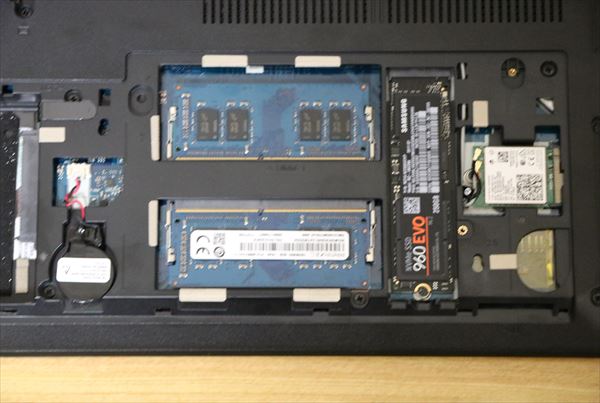 Lenovo ThinkPad E570 HDDからSSDへの超簡単 換装方法 | ビジネスマン 