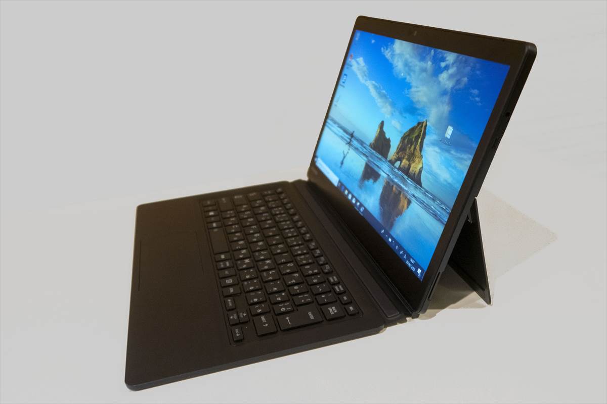 2種類のキーボードが使える Dynabook Dz J 実機レビュー ビジネスマンのためのパソコン購入ナビ