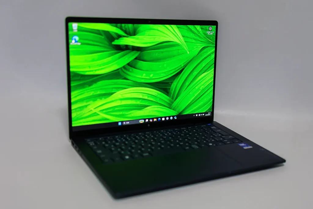HP EliteBook X G2i 14 AI PC外観
